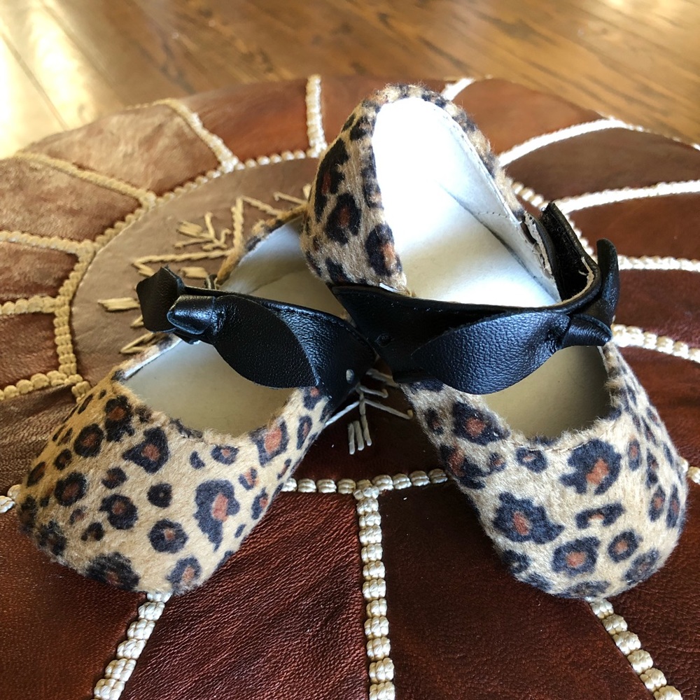 Designer’s Touch Animal Print crib shoes